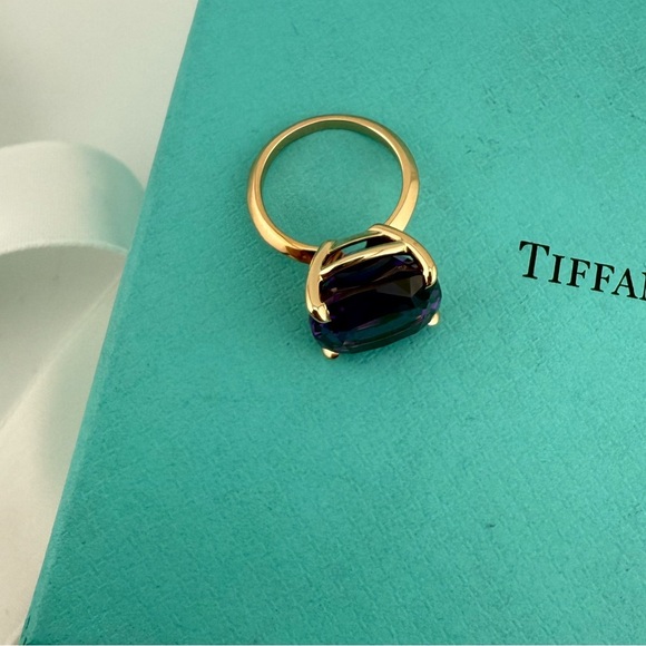 Tiffany & Co. Amethyst Sparkler Cocktail Ring in 18k Rose Gold - Picture 5 of 9